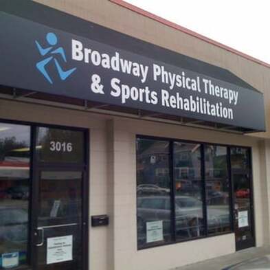 Broadway Physical Therapy clinic on NE Broadway St in Portland OR